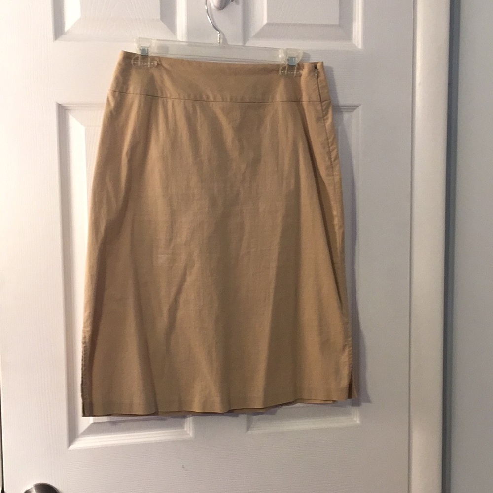 Khaki Banana Republic skirt